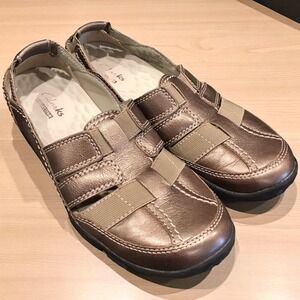 Clarks Womens Haley Stork Sandals Brown Leather Cushioned Low Heel Slip On 6M